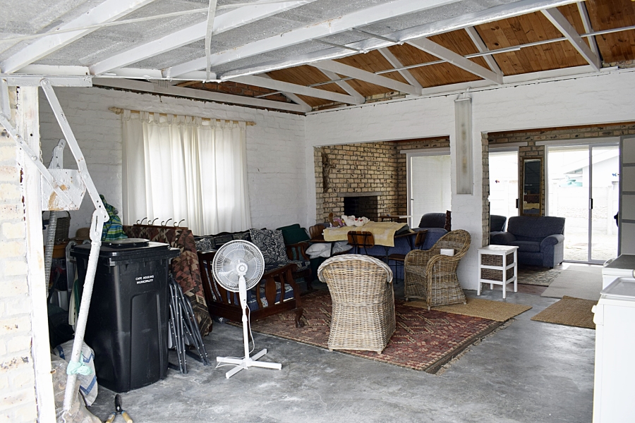 3 Bedroom Property for Sale in Struisbaai Western Cape